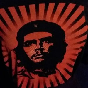 Vintage Che Guevara Resist Oppression t-shirt
